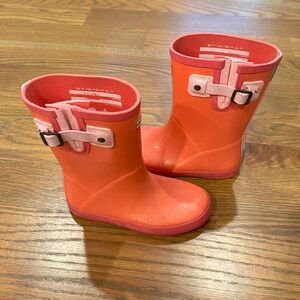 Hunter coral sparkle rain boot for kids